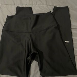 Alo Yoga leggings